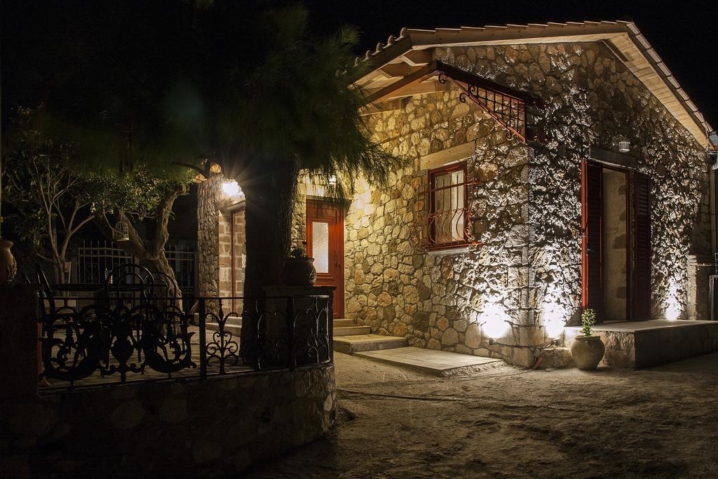 Casa Petra - Stone Cottage Farmhouses Аргаси Экстерьер фото